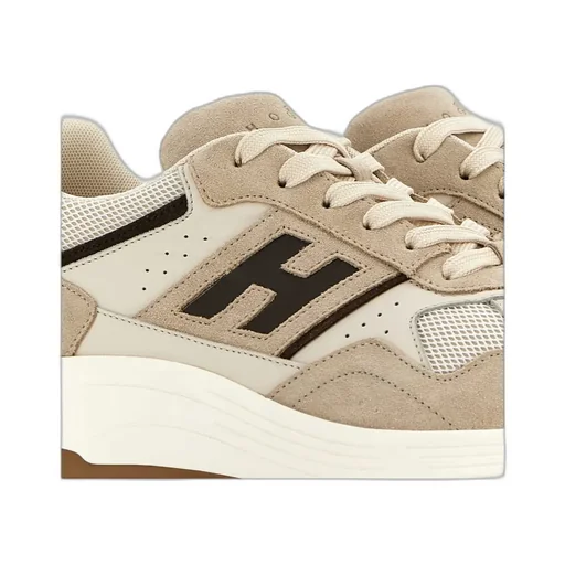 Hyperlight Logo Patch Sneakers