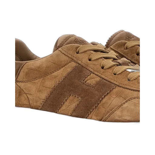 Side H Detailed Sneakers