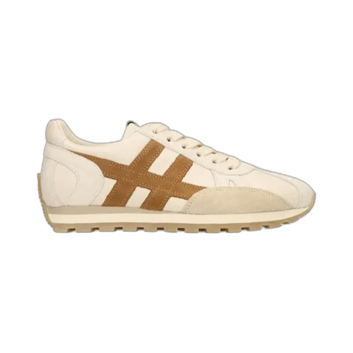 Round Toe Sneakers