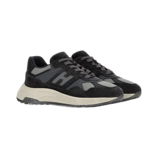 Hyperlight Sneakers