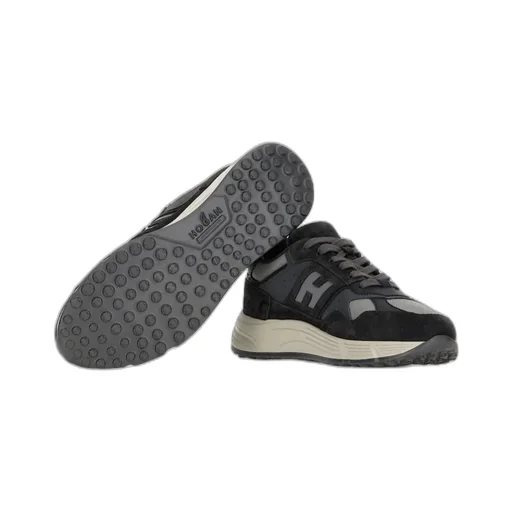 Hyperlight Sneakers