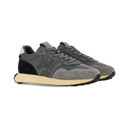 H601 Side H Patch Sneakers