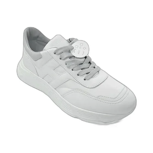 Round Toe Low-Top Sneakers