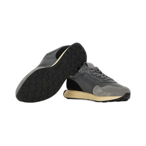 H601 Side H Patch Sneakers