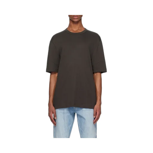 Short-Sleeved T-Shirt