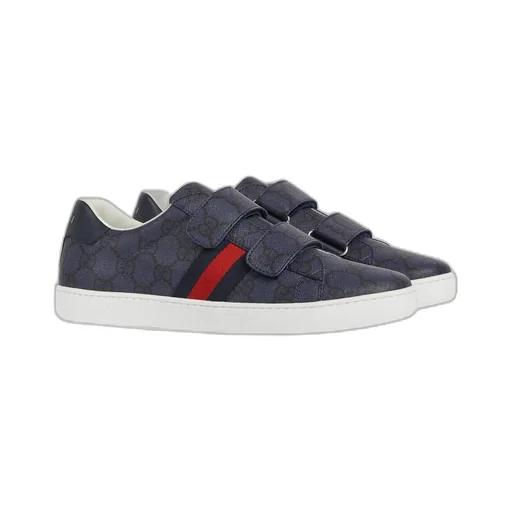 Ace Sneaker