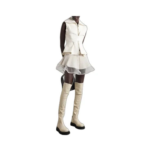 Pleated Shorts With Lotus Leaf Edges