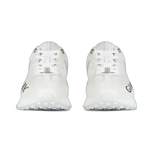 Giv Runner In Perforated Leather