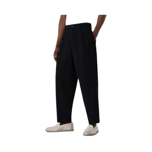 Single-Pleat Tapered Leg Trousers