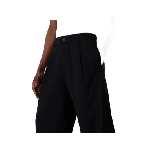 Single-Pleat Tapered Leg Trousers