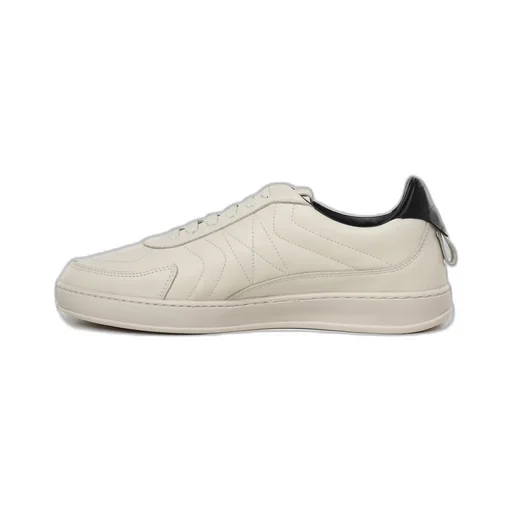 Round Head Low-Cut Sneakers
