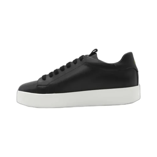 Road Low-Top Leather Sneakers