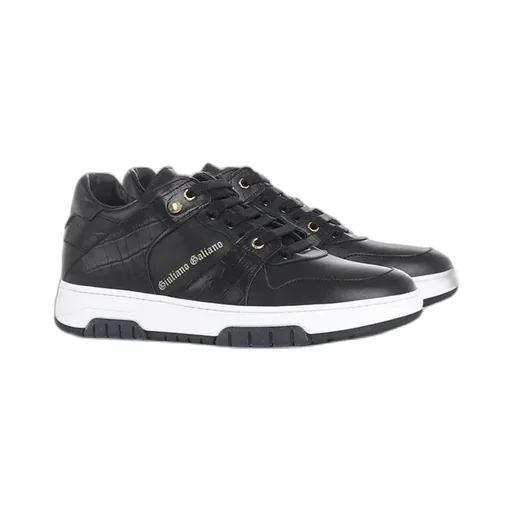 Legend Low-Top Sneakers