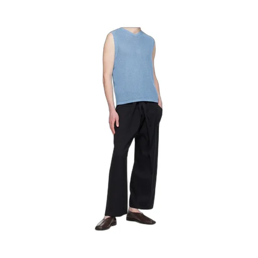 Hollow Vest