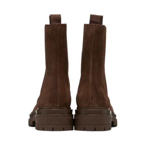 Chester Chelsea Boots