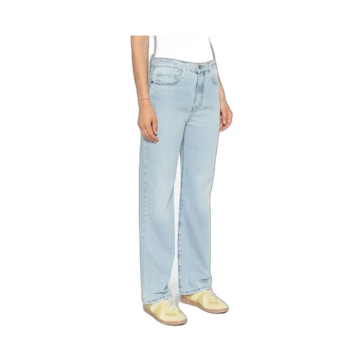 Belt-Loop Jeans