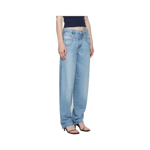 Belt-Loop Jeans
