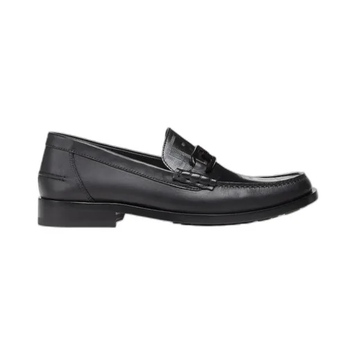O'lock Motif Loafers