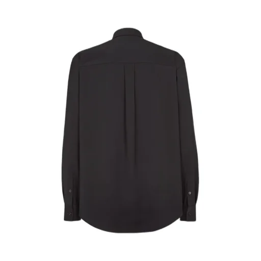 Long Sleeved Buttoned Shirt