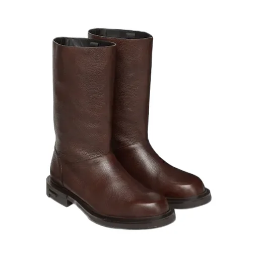 Frame Round-Toe Boots