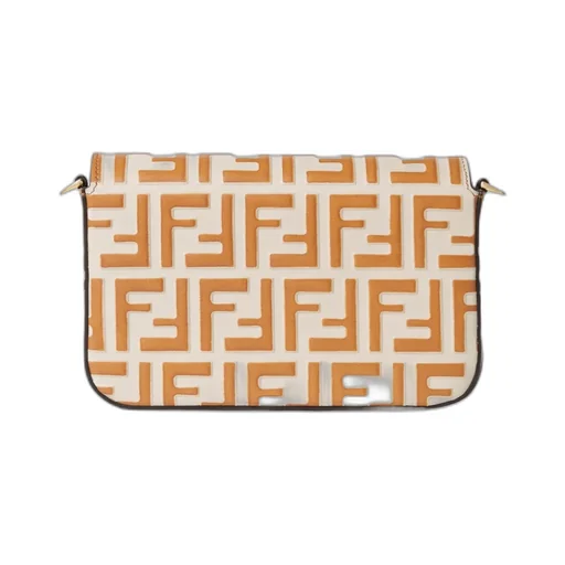 Geometric Flip Cover With Twill Ff Logo