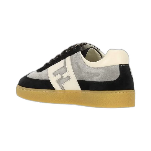 Low-Top Sneakers