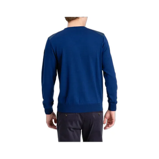 Round-Necked Logo Pullover