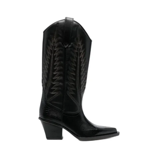 Rosario Pointed-Toe Boots