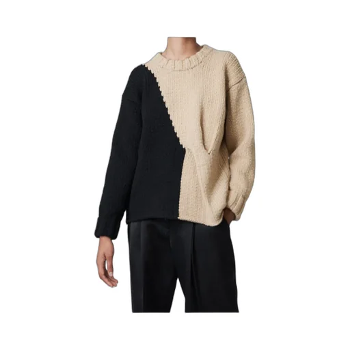 Logo Color-Matching Knitted Sweater