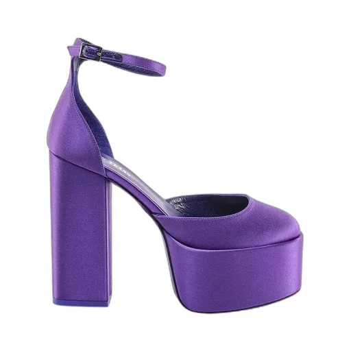 Round Toe Platform Pumps