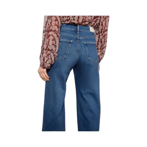 Relaxed Fit Jeans