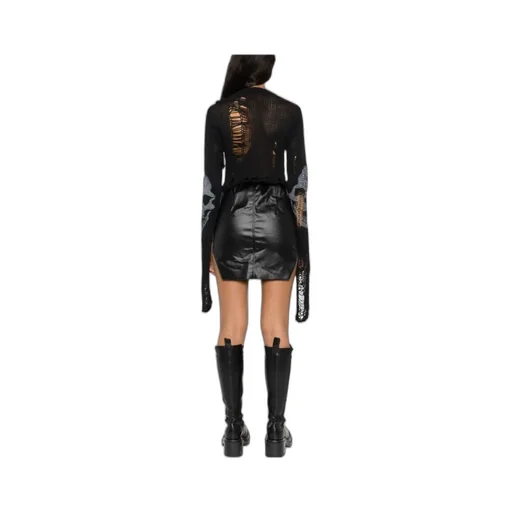 Round-Neck Long-Sleeved Sweater