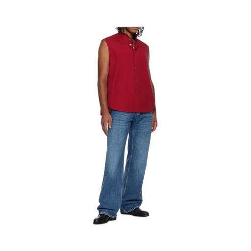 Sleeveless Buttoned Shirt