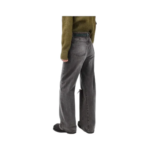 Treble Cut Distressed Jeans