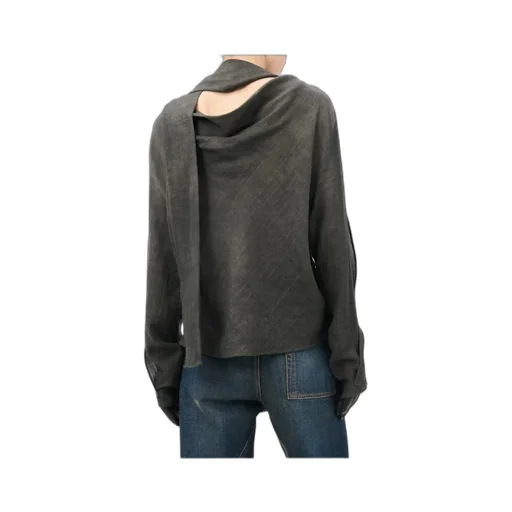 Virtuous Blouse