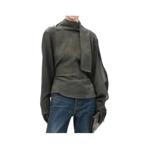 Virtuous Blouse