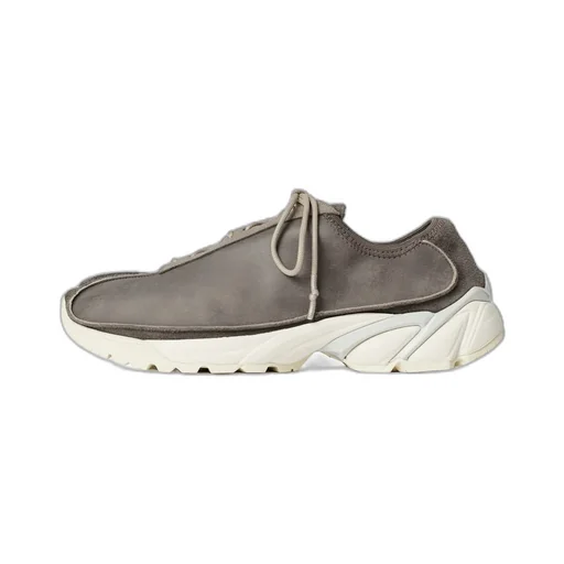 Klove Clawed Lace-Up Sneakers