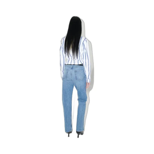 Linear Cut Straight-Leg Jeans