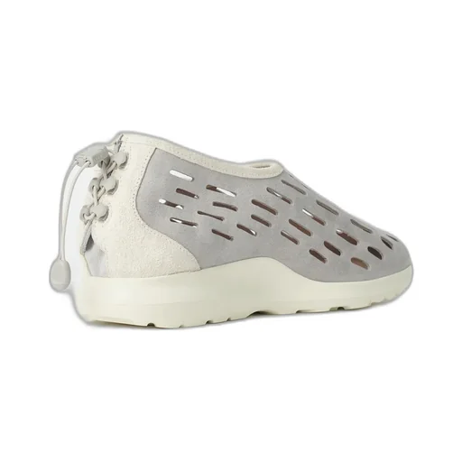 Strainer Perforated Vamp Sneakers