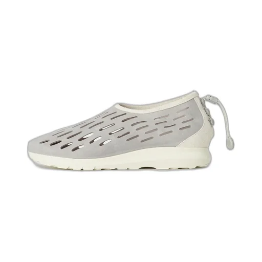 Strainer Perforated Vamp Sneakers