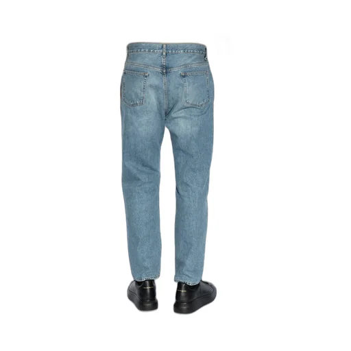 Belt-Loop Jeans