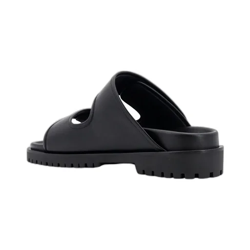 Arrow Plaque Flat Sandals