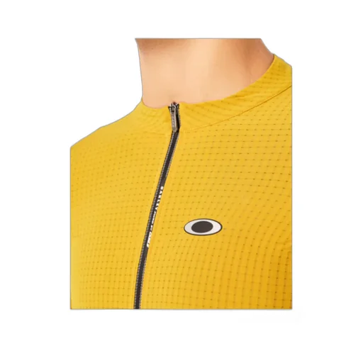 Gridskin Pinstripe Ss Textured Zip Jersey