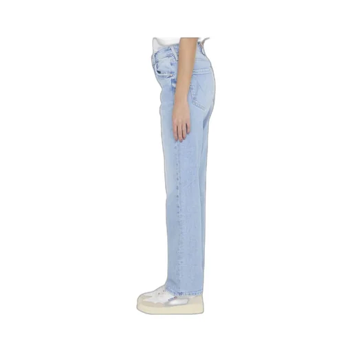 Belt-Loop Jeans