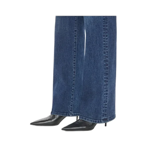 The Kick It Jeans
