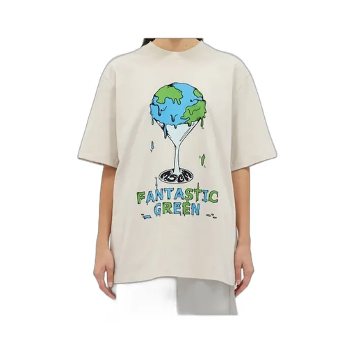 Short-Sleeved T-Shirt