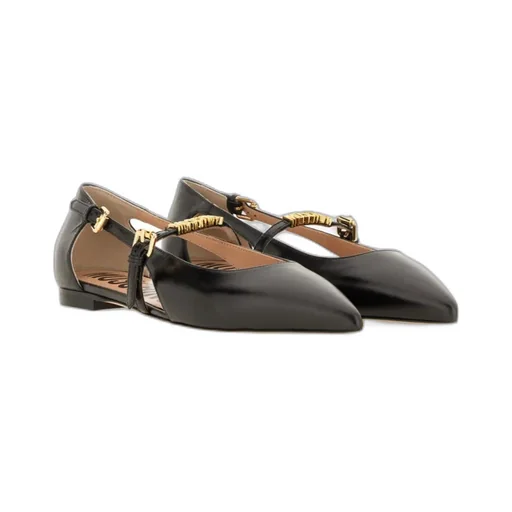 Logo Lettering Pointed-Toe Flat Shoes