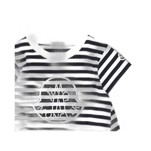 Short-Sleeved T-Shirt