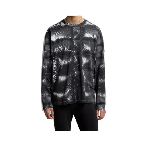 Long-Sleeved T-Shirt
