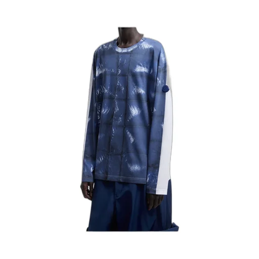 Long-Sleeved T-Shirt